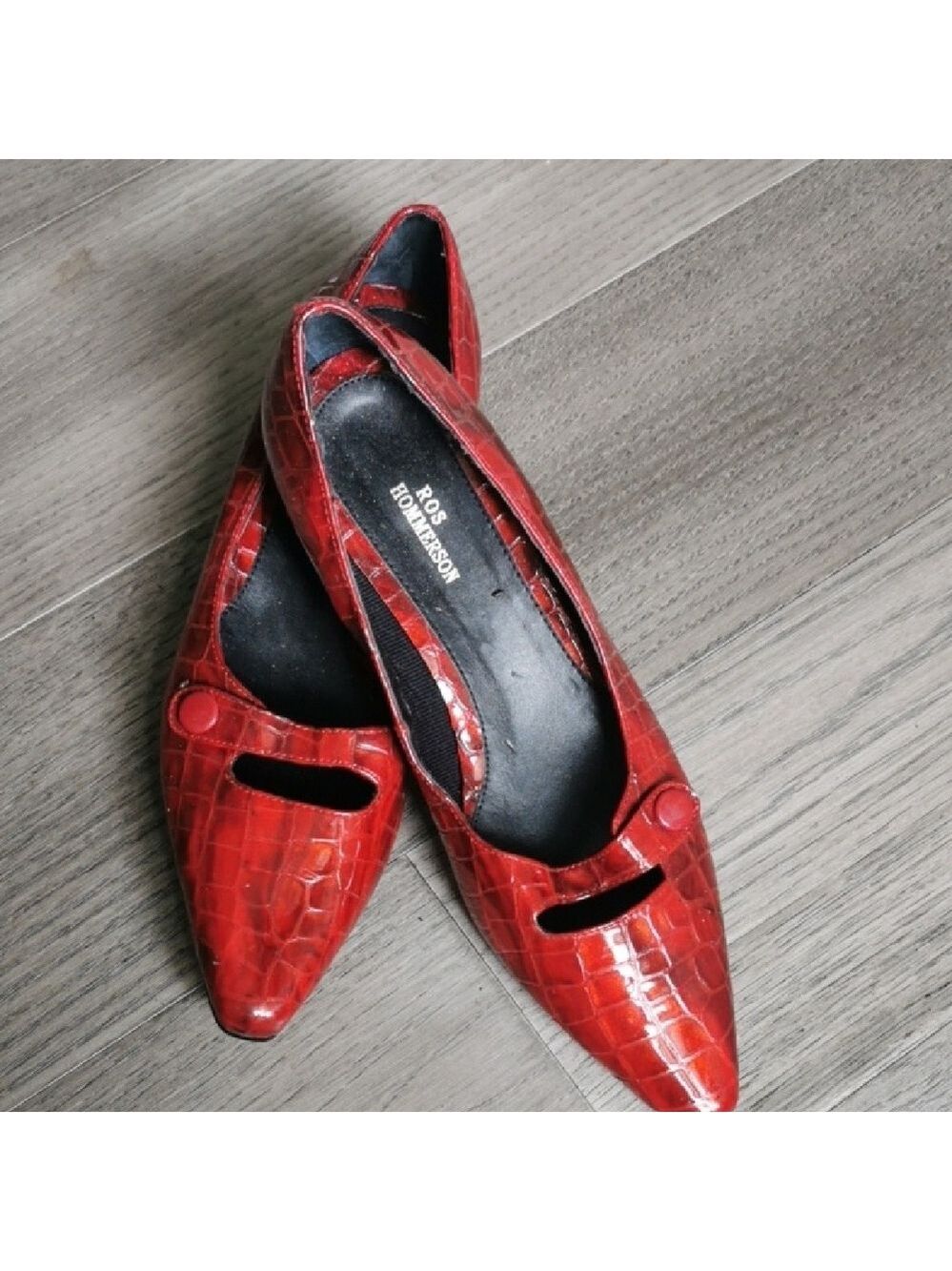 Ros Hommerson patent fine leather red crocodile pattern maryjane kittenheels 8